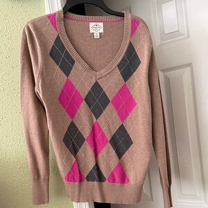 St. John's Bay V-Neck Sweater - Pink, Brown, and Gray Argyle